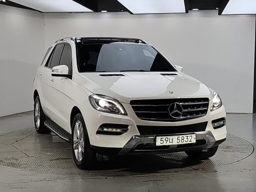 벤츠 뉴 M클래스 W166 ML350 블루텍 4매틱 사진 2