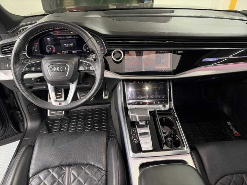 아우디 Q8 50 TDI 콰트로 프리미엄 사진 모두보기