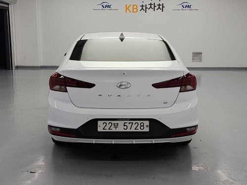 현대 더 뉴 아반떼 AD 1.6 사진 3