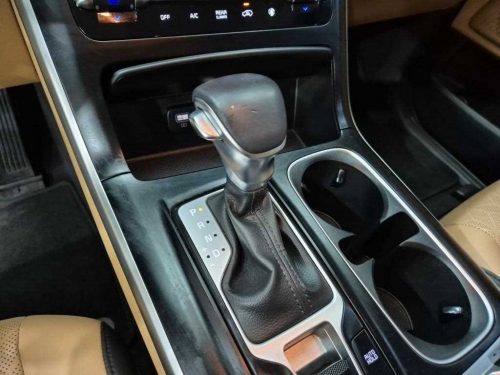 Kia Carnival 4th Gen Gasoline 9-Seater Prestige photo 8