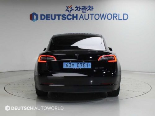 테슬라 모델 3 롱 레인지 사진 4