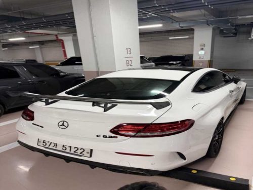 벤츠 C클래스 W205 C63 AMG 쿠페 사진 5