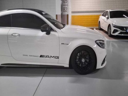 벤츠 C클래스 W205 C63 AMG 쿠페 사진 6