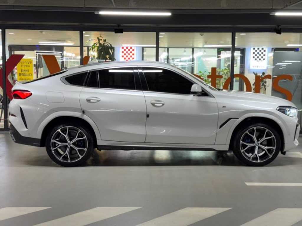 BMW X6 (G06) xDrive 40i M 스포츠 사진 3