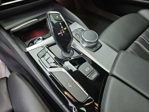 BMW 5시리즈 (G30) 520d xDrive M 스포츠 사진 8