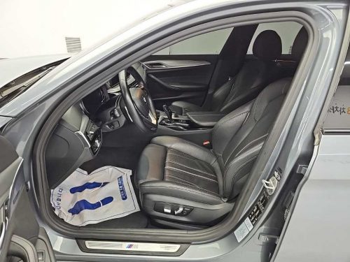 BMW 5시리즈 (G30) 520d xDrive M 스포츠 사진 11