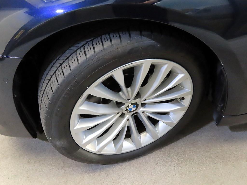 BMW 5시리즈 (G30) 520d 럭셔리 플러스 사진 20