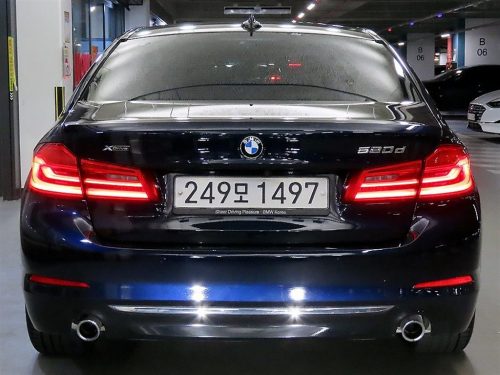 BMW 5시리즈 (G60) 520i 사진 5