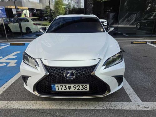 렉서스 ES300h 7세대 F-Sport