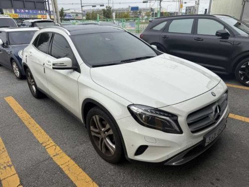 벤츠 GLA클래스 X156 GLA200 D 사진 2