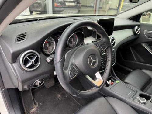 벤츠 GLA클래스 X156 GLA200 D 사진 8