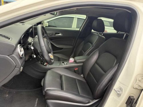 벤츠 GLA클래스 X156 GLA200 D 사진 9