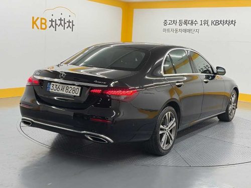 벤츠 E-클래스 W213 E350 4MATIC 아방가르드 사진 4