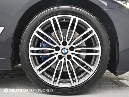 BMW 5시리즈 (G30) 530i xDrive M 스포츠 플러스 사진 5