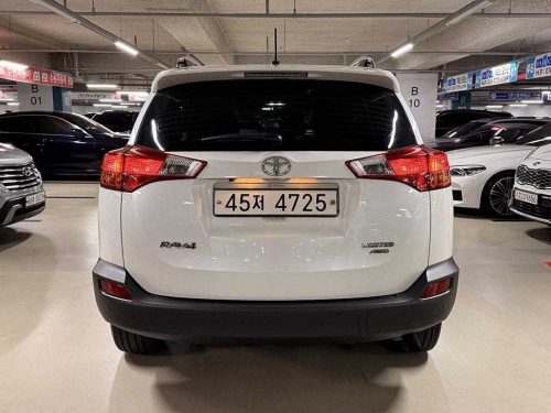 토요타 라브4 2.5 4WD 사진 4