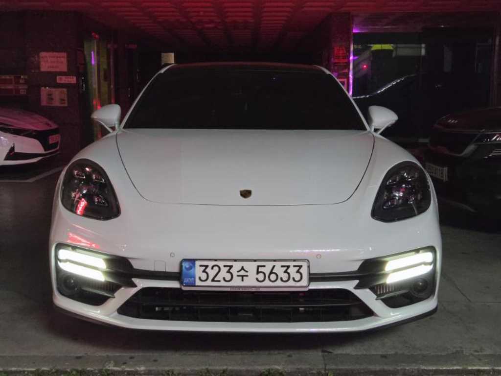 포르쉐 파나메라(971) 4.0 터보 S E-HEV