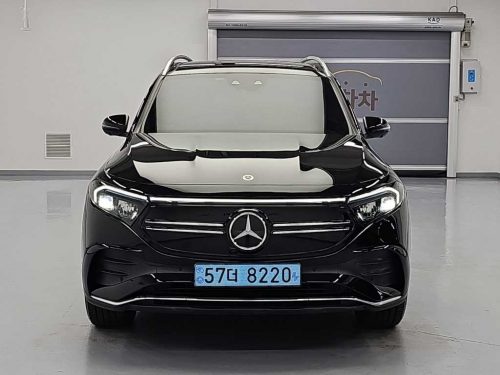 벤츠 EQB (X243) EQB 300 4MATIC AMG 라인 사진 2