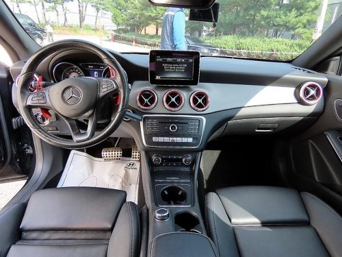 벤츠 CLA클래스 CLA 250 4MATIC 사진 모두보기