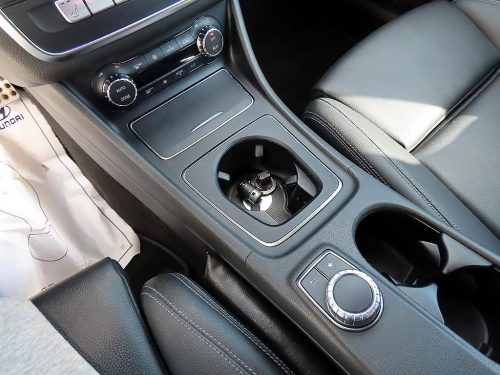 벤츠 CLA클래스 CLA 250 4MATIC 사진 13