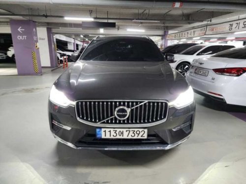 볼보 XC60(2세대) B5 AWD 인스크립션