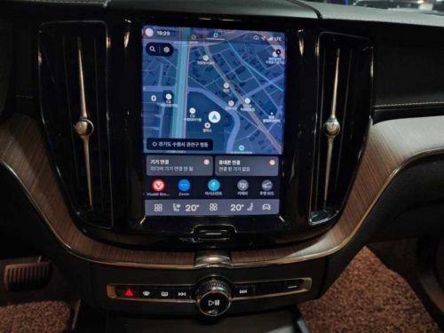 볼보 XC60(2세대) B5 AWD 인스크립션 사진 8
