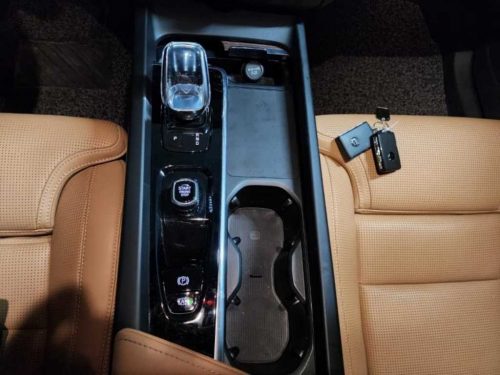 볼보 XC60(2세대) B5 AWD 인스크립션 사진 11