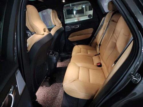 볼보 XC60(2세대) B5 AWD 인스크립션 사진 14
