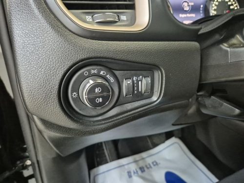 지프 레니게이드 2.0 디젤 론지튜드 AWD 사진 17