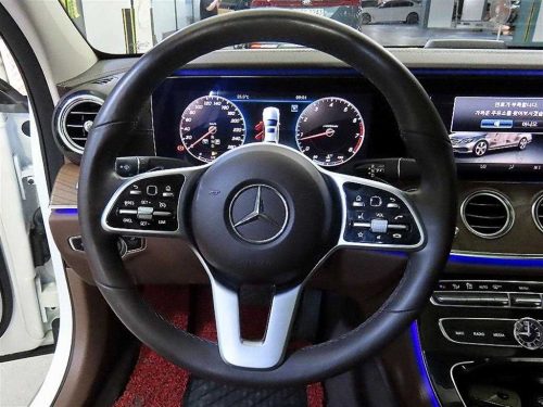 벤츠 E-클래스 W213 E300 4MATIC 익스클루시브 사진 8