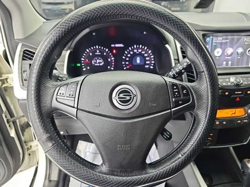 KG모빌리티(쌍용) 뉴코란도C 2WD 2.0 CVT 사진 9