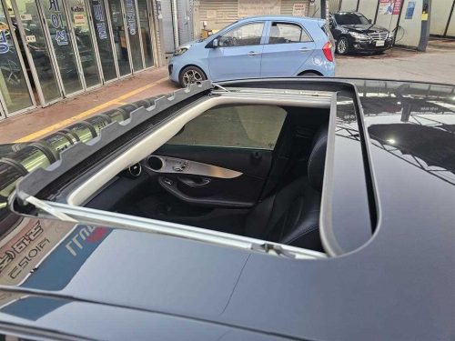 벤츠 C클래스 W205 C200 아방가르드 사진 17