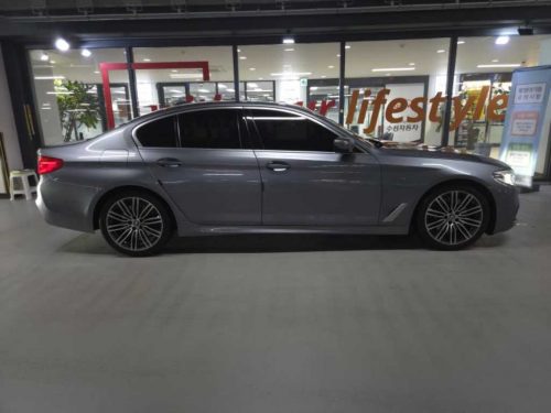 BMW 5시리즈 (G30) 530i M 스포츠 플러스 사진 3