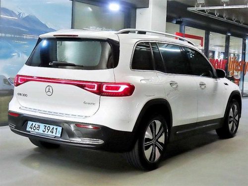벤츠 EQB (X243) EQB 300 4MATIC 사진 모두보기