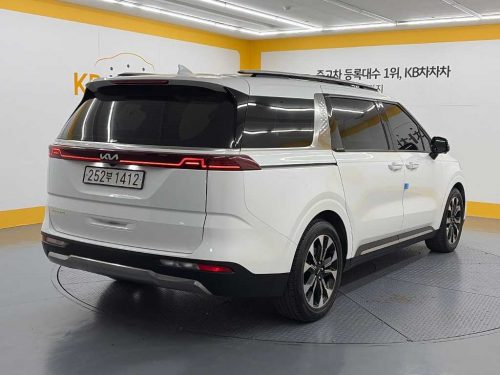 기아 카니발 4세대 디젤 9인승 시그니처 사진 4