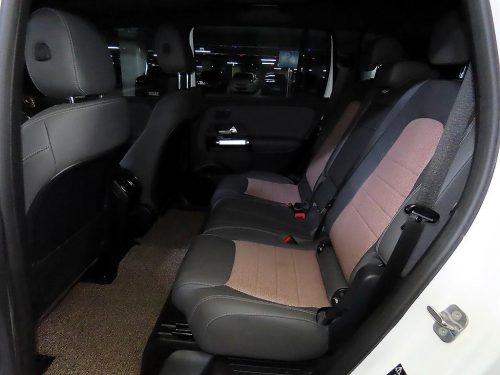 벤츠 EQB (X243) EQB 300 4MATIC AMG 라인 사진 7