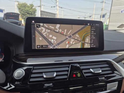 BMW 5시리즈 (G30) 520i M 스포츠 사진 8