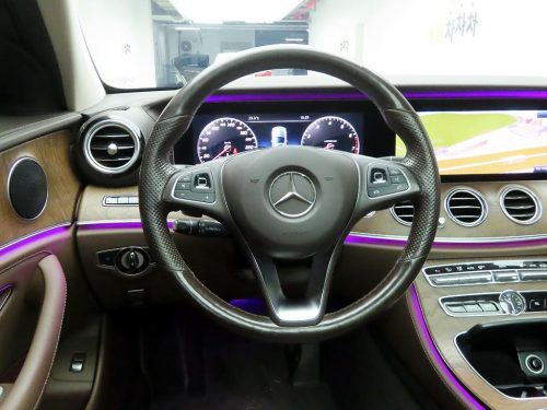 벤츠 E-클래스 W213 E300 4MATIC 익스클루시브 사진 모두보기