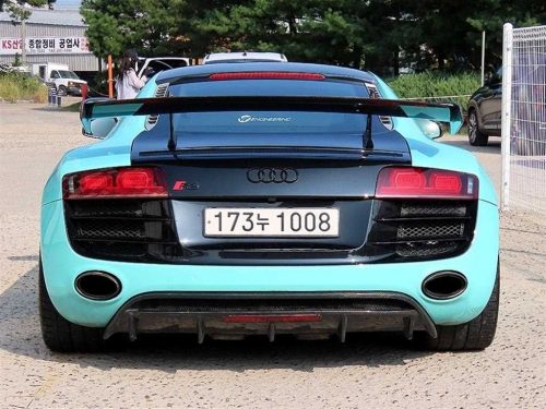아우디 R8 5.2 V10 쿠페 사진 4