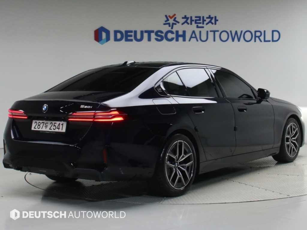 차량사진 2