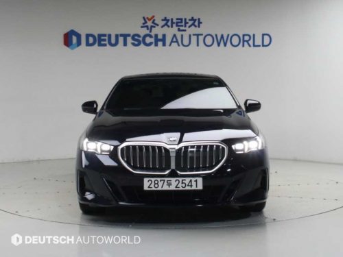 BMW 5시리즈 (G60) 520i 사진 3