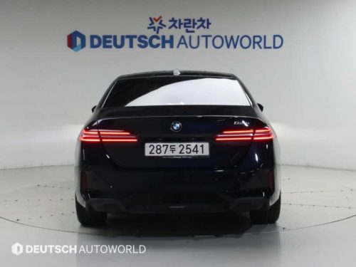 BMW 5시리즈 (G60) 520i 사진 4