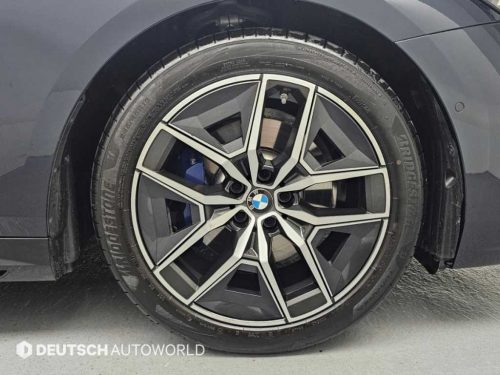BMW 5시리즈 (G60) 520i 사진 5