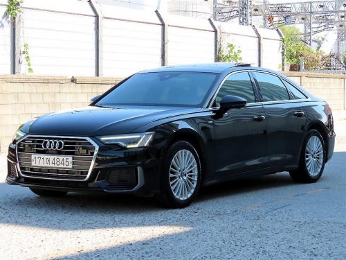 아우디 A6 (C8) 45 TFSI 콰트로 프리미엄 사진 2