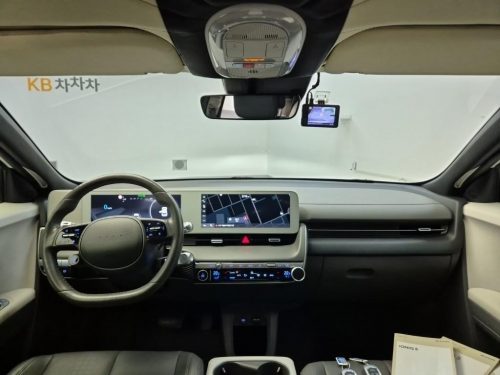 Hyundai Ioniq 5 Long Range Commercial Long Range Package View All Photos
