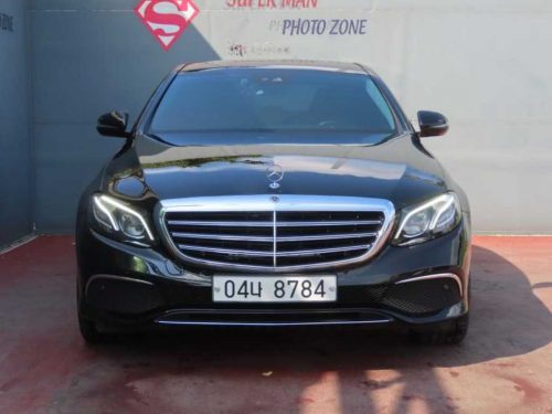 벤츠 E-클래스 W213 E220d 4MATIC 익스클루시브 사진 2