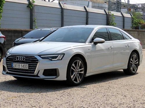 아우디 A6 (C8) 45 TFSI 콰트로 프리미엄 사진 2