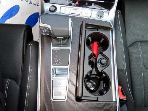 아우디 A6 (C8) 45 TFSI 콰트로 프리미엄 사진 11