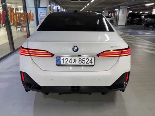 BMW 5시리즈 (G60) 520i 사진 5