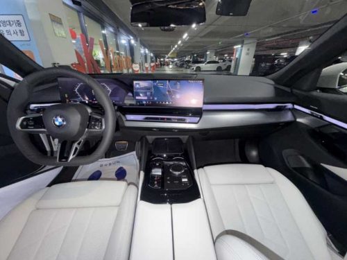 BMW 5시리즈 (G60) 520i 사진 6