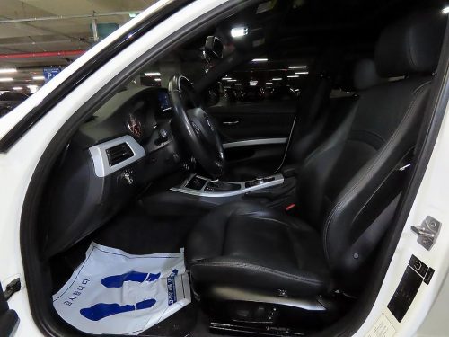 BMW 3시리즈 (E90) 320d 세단 사진 6